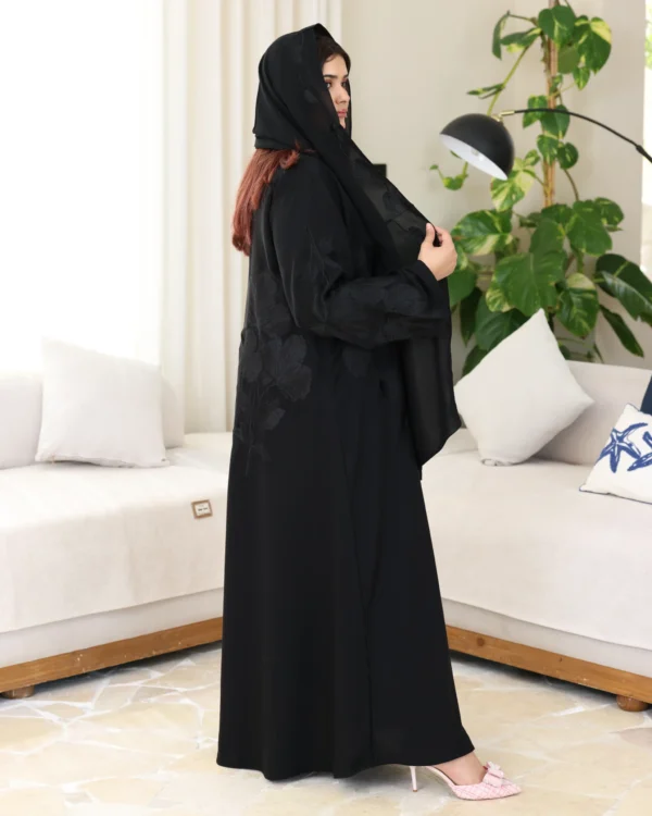 زارينا | متجر زارينا للعبايات والجلابيات توصيل سريع لجميع مدن المملكة