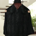 ⁦عباية كتف مطرزة كامل بورود مع الطرحة 0914⁩ - الصورة ⁦2⁩